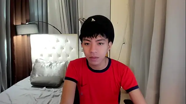 Snapshot of davincihugecock chatting on June 2026 12:14:01 AM davincihugecock online show from June 2026 12:14:01 AM