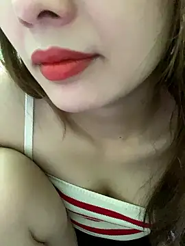 Snapshot of Angela_loveee chatting on January 2026 12:32:01 PM Angela loveee online show from January 2026 12:32:01 PM