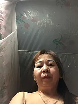 Snapshot of -Mery- chatting on April 2026 07:40:02 PM -Mery- online show from April 2026 07:40:02 PM