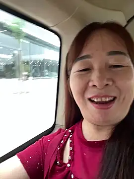 Snapshot of -Mery- chatting on May 2026 09:51:02 AM -Mery- online show from May 2026 09:51:02 AM