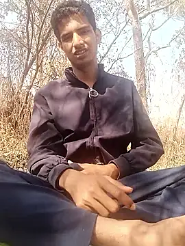 Snapshot of sahilcute1 chatting on January 2026 05:23:02 AM sahilcute1 online show from January 2026 05:23:02 AM
