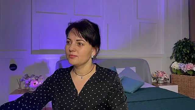  SilkyShadow  online show from February 2026 01:10:02 AM