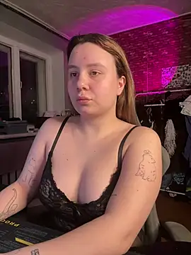 Snapshot of AnnaSeint chatting on February 2026 05:22:02 PM AnnaSeint online show from February 2026 05:22:02 PM