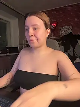 Snapshot of AnnaSeint chatting on February 2026 06:37:01 PM AnnaSeint online show from February 2026 06:37:01 PM