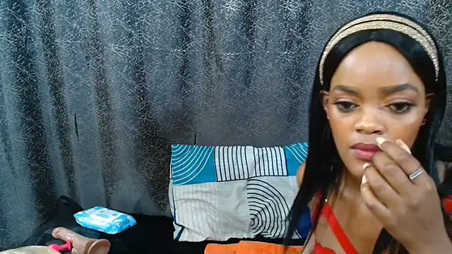 Snapshot of Amanda_April chatting on March 2026 03:39:01 PM Amanda April online show from March 2026 03:39:01 PM