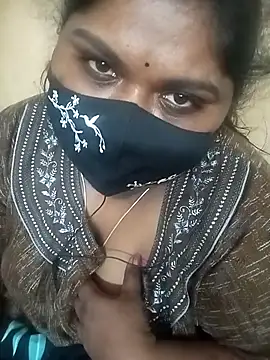 Snapshot of misammahyd chatting on January 2026 07:11:01 PM misammahyd online show from January 2026 07:11:01 PM