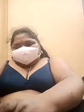 Snapshot of misammahyd chatting on February 2026 10:03:02 AM misammahyd online show from February 2026 10:03:02 AM