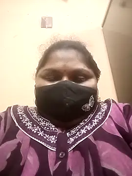 Snapshot of misammahyd chatting on February 2026 10:09:01 AM misammahyd online show from February 2026 10:09:01 AM