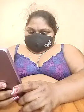 Snapshot of misammahyd chatting on February 2026 07:09:02 PM misammahyd online show from February 2026 07:09:02 PM