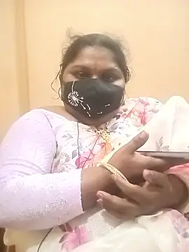 Snapshot of misammahyd chatting on February 2026 12:30:01 PM misammahyd online show from February 2026 12:30:01 PM