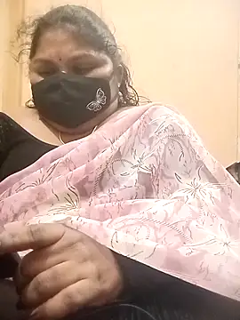 Snapshot of misammahyd chatting on February 2026 06:20:01 PM misammahyd online show from February 2026 06:20:01 PM