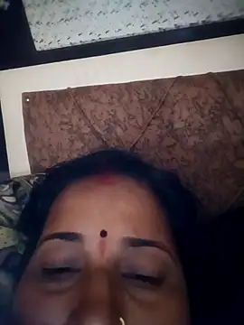 Snapshot of Reena_lodha chatting on February 2026 12:39:02 AM Reena lodha online show from February 2026 12:39:02 AM