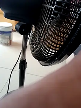 Snapshot of Winterslender chatting on February 2026 11:36:01 AM Winterslender online show from February 2026 11:36:01 AM