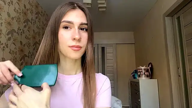 Snapshot of ElsieKuhlmann chatting on January 2026 08:18:01 AM ElsieKuhlmann online show from January 2026 08:18:01 AM