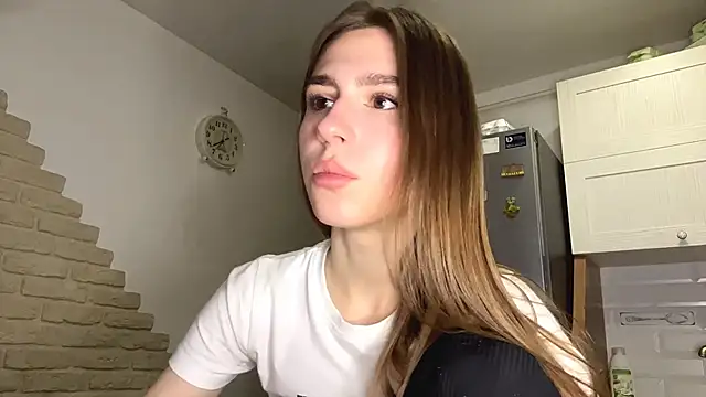 Snapshot of ElsieKuhlmann chatting on February 2026 05:06:02 AM ElsieKuhlmann online show from February 2026 05:06:02 AM