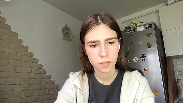 ElsieKuhlmann online show from April 2026 02:22:01 PM