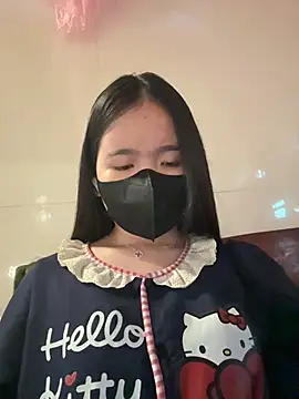 Snapshot of Gwen879 chatting on February 2026 01:20:02 AM Gwen879 online show from February 2026 01:20:02 AM