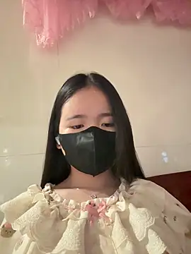 Snapshot of Gwen879 chatting on February 2026 11:43:01 PM Gwen879 online show from February 2026 11:43:01 PM