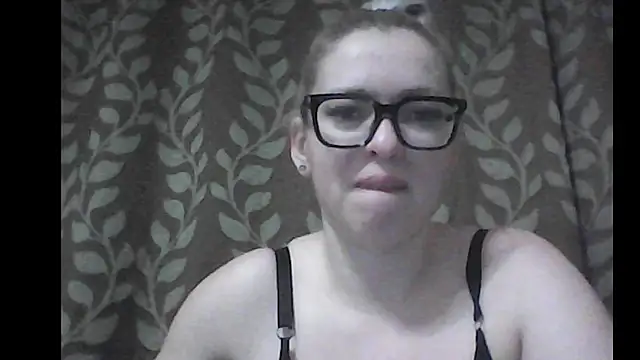 Snapshot of Dolce_Tempt chatting on February 2026 07:12:01 PM Dolce Tempt online show from February 2026 07:12:01 PM