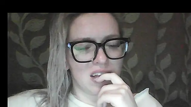 Snapshot of Dolce_Tempt chatting on February 2026 07:10:02 PM Dolce Tempt online show from February 2026 07:10:02 PM