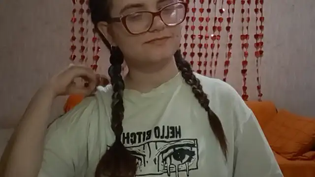 Miyabeee online show from March 2026 07:23:01 AM