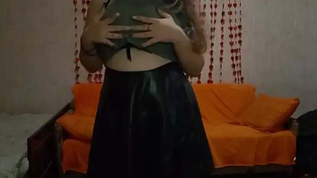 Miyabeee online show from July 2026 04:22:01 PM