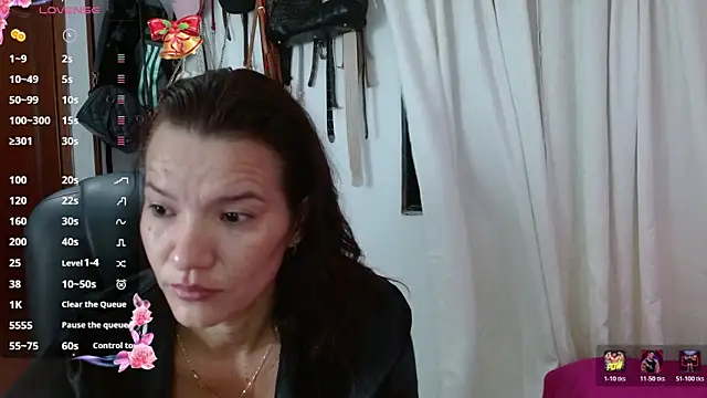 Snapshot of Scarlett_3X chatting on January 2026 09:35:01 AM Scarlett 3X online show from January 2026 09:35:01 AM