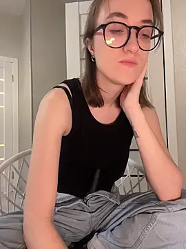 Persephone Kore online show from February 2026 07:01:02 PM