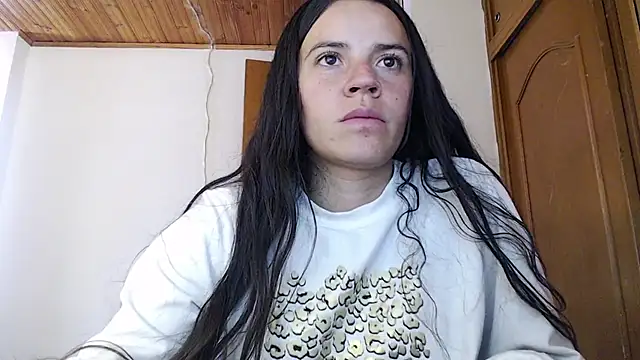 Shanel Lozano online show from April 2026 06:10:02 PM