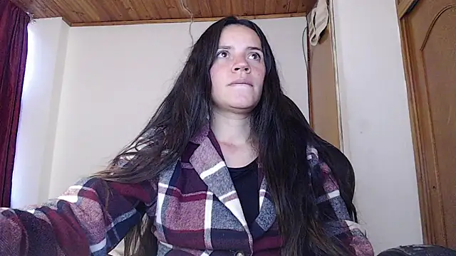 Shanel Lozano online show from May 2026 08:14:01 PM