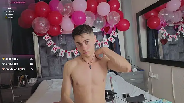 Snapshot of LeoMonnroe chatting on February 2026 10:23:02 AM LeoMonnroe online show from February 2026 10:23:02 AM