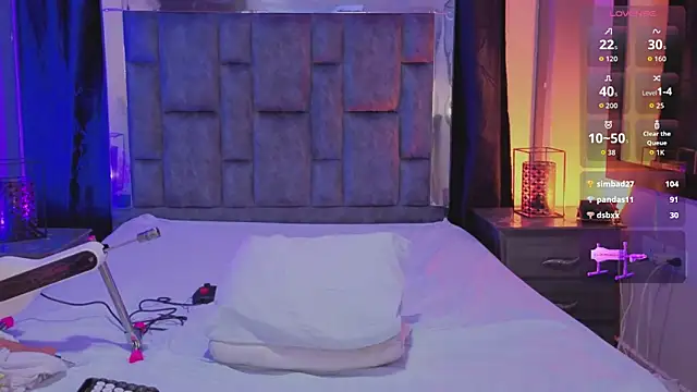 Snapshot of LeoMonnroe chatting on February 2026 07:59:01 AM LeoMonnroe online show from February 2026 07:59:01 AM