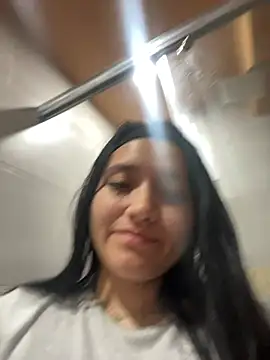 Snapshot of Veronica_Wins_ chatting on February 2026 06:48:01 PM Veronica Wins online show from February 2026 06:48:01 PM