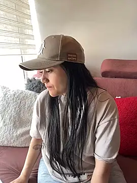 Snapshot of Veronica_Wins_ chatting on February 2026 07:31:01 PM Veronica Wins online show from February 2026 07:31:01 PM