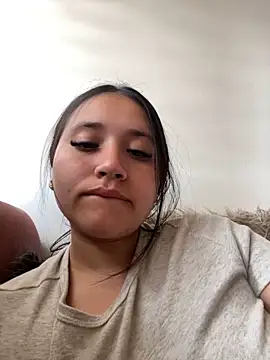 Veronica Wins  online show from March 2026 07:32:01 PM