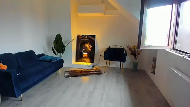 CrazyDollxx online show from March 2026 02:43:01 PM