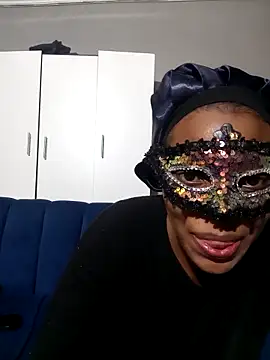 CreamyCupCake 96 online show from April 2026 06:03:02 PM
