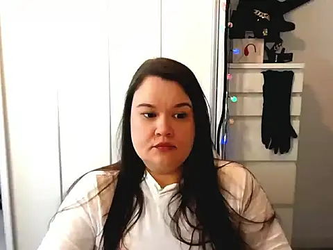 Snapshot of HollyDanceSoul chatting on February 2026 08:23:02 AM HollyDanceSoul online show from February 2026 08:23:02 AM