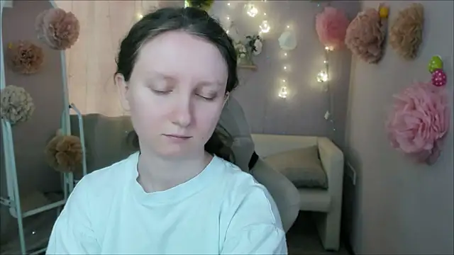 SunshineBlaze online show from May 2026 05:23:02 AM