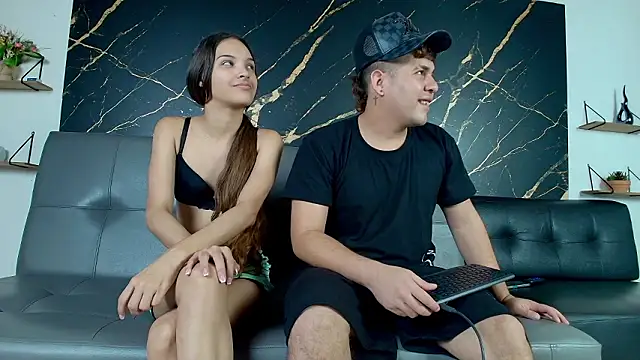 Snapshot of uncontrolled_fire chatting on February 2026 07:52:02 PM uncontrolled fire online show from February 2026 07:52:02 PM