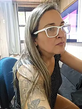 bellafortune69 online show from April 2026 04:26:01 PM