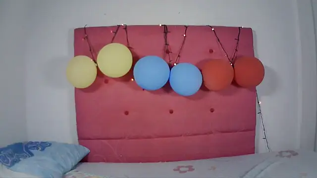 Mia Suarez7 online show from July 2026 12:06:02 AM
