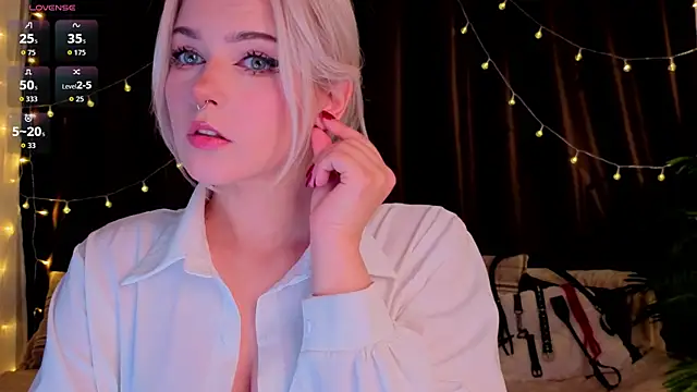 ShyniAlice online show from April 2026 02:58:01 AM