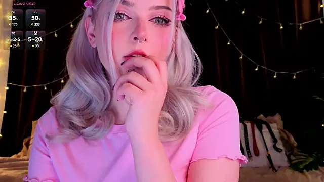 ShyniAlice online show from May 2026 03:44:02 AM