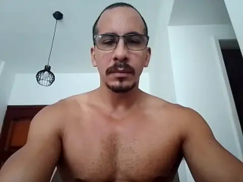 Snapshot of AndresBrazil chatting on February 2026 12:43:02 PM AndresBrazil online show from February 2026 12:43:02 PM