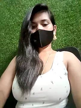 Snapshot of Nithyatamil chatting on January 2026 07:11:01 PM Nithyatamil online show from January 2026 07:11:01 PM