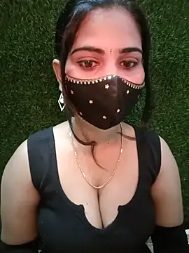 Snapshot of Nithyatamil chatting on May 2026 05:19:02 PM Nithyatamil online show from May 2026 05:19:02 PM