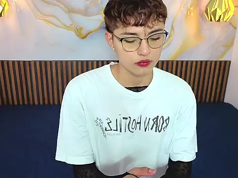 Snapshot of ReneePaz chatting on January 2026 06:13:01 PM ReneePaz online show from January 2026 06:13:01 PM