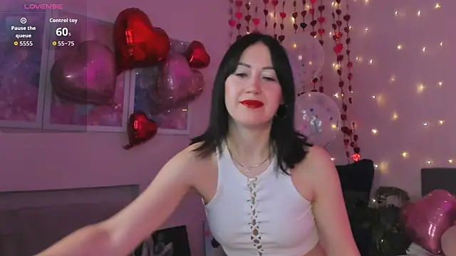 Amily Warren online show from February 2026 03:13:01 AM