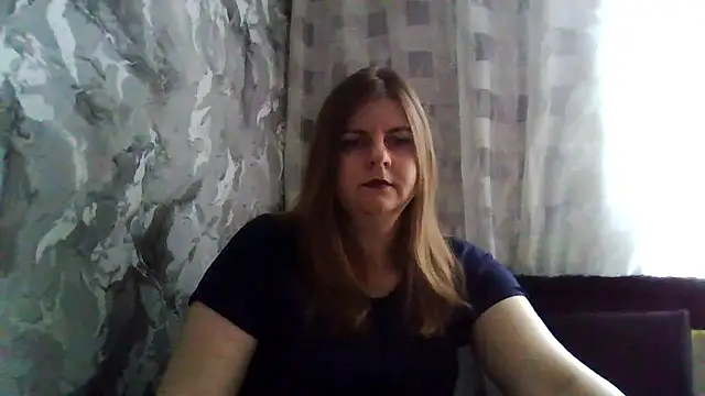 Snapshot of DarkRose0104 chatting on January 2026 07:02:02 AM DarkRose0104 online show from January 2026 07:02:02 AM